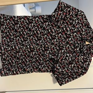 Vince Camuto blouse - short sleeve